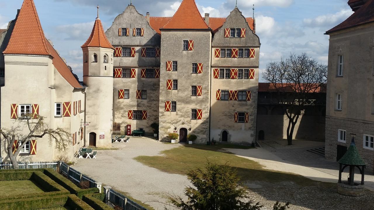 Schlosshotel Harburg Harburg  Exterior photo